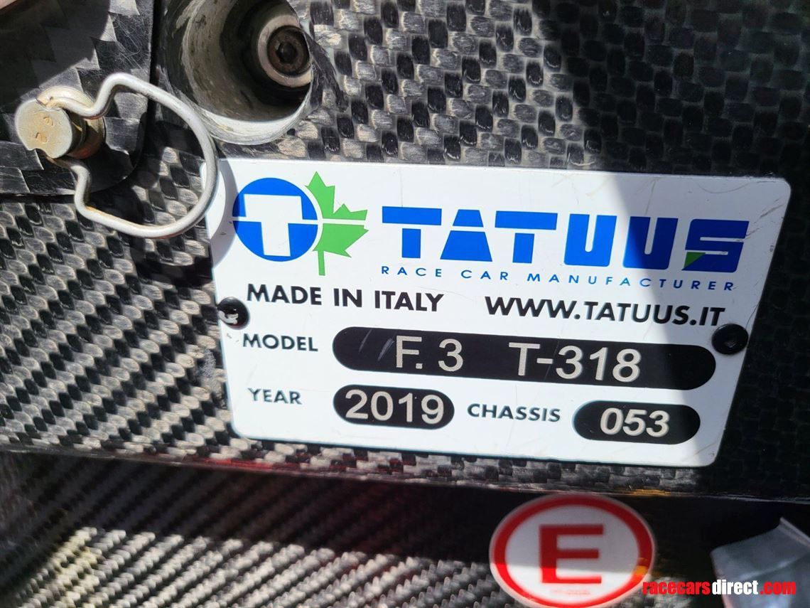 tatuus-f3-t-318-with-renault-mr18-f3r-engine