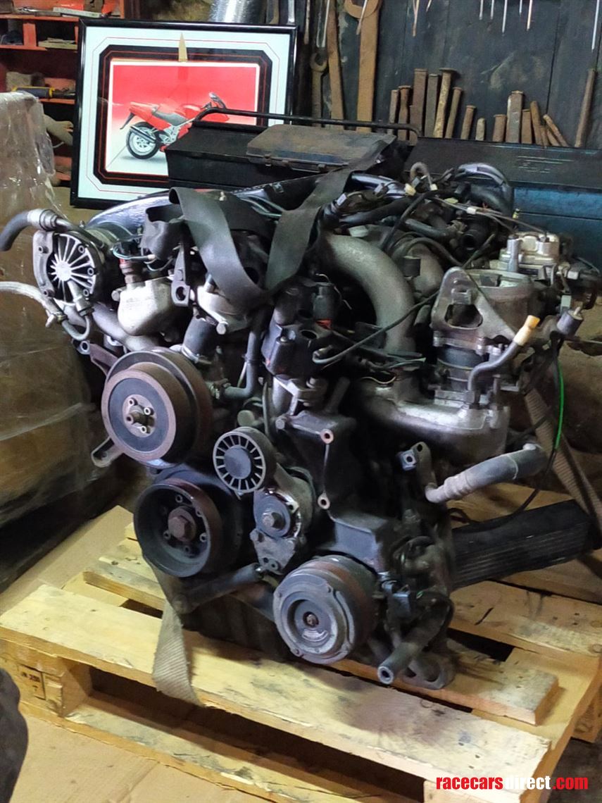 four-engines-mercedes-benz-190e-23-16v