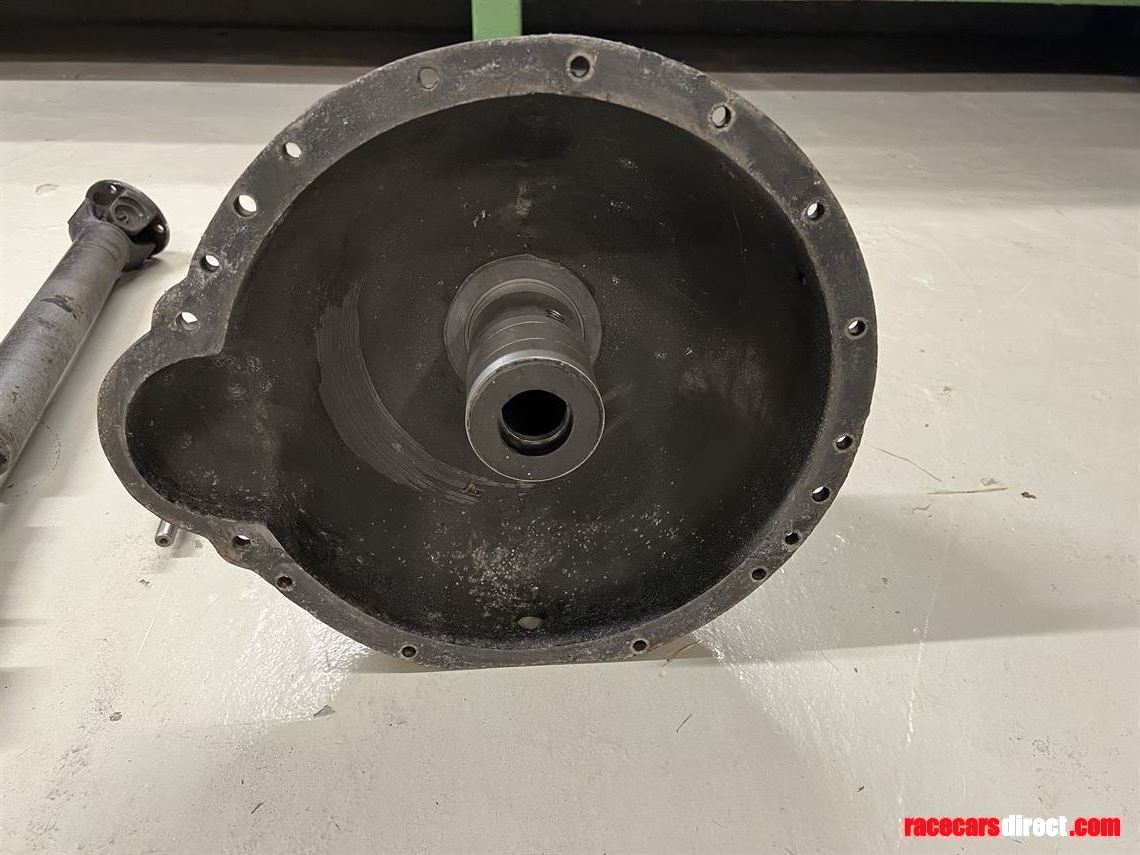 1961-morgan-super-sport-magnesium-bellhousing