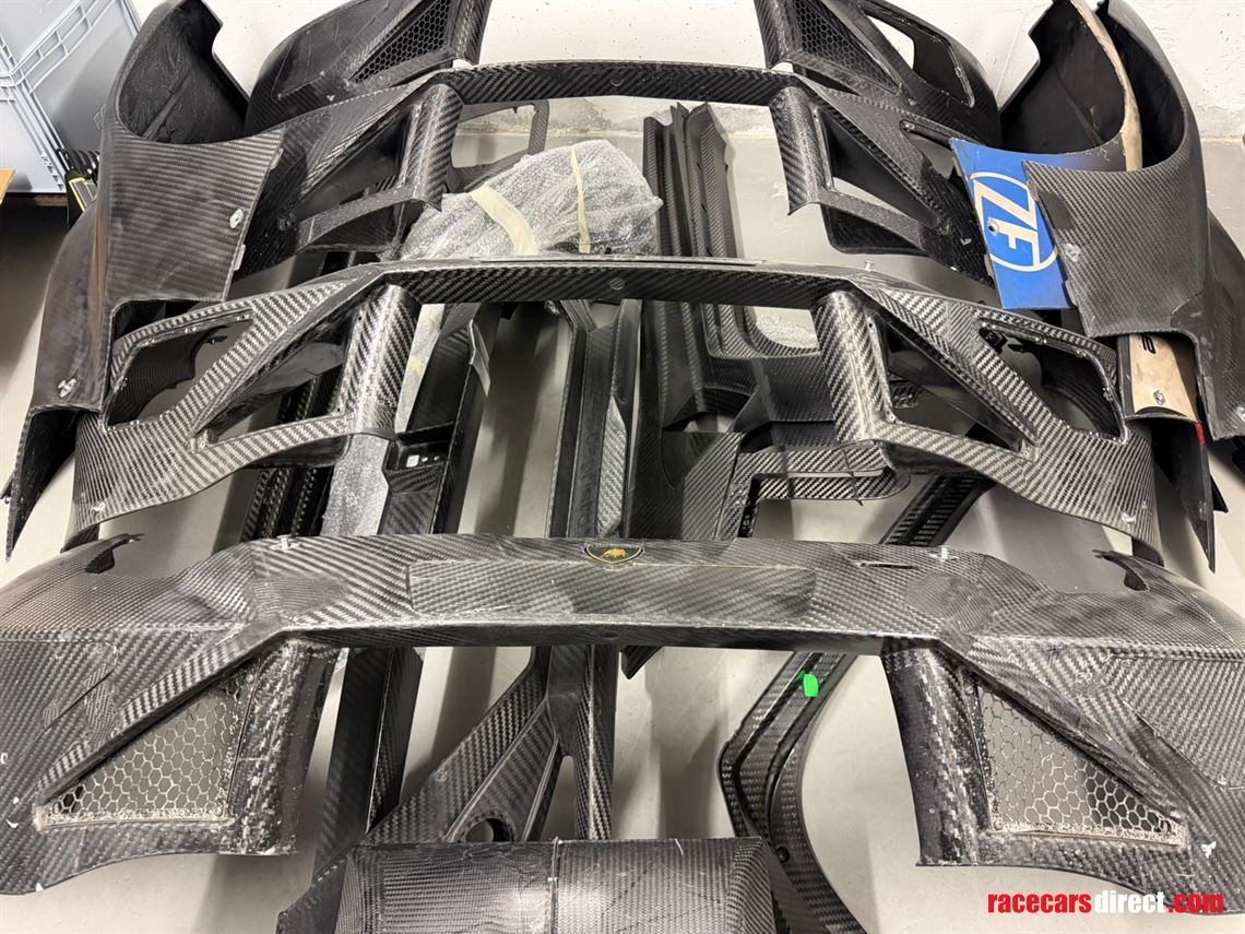 lamborghini-huracan-gt3-evo1-evo2-parts-for-s