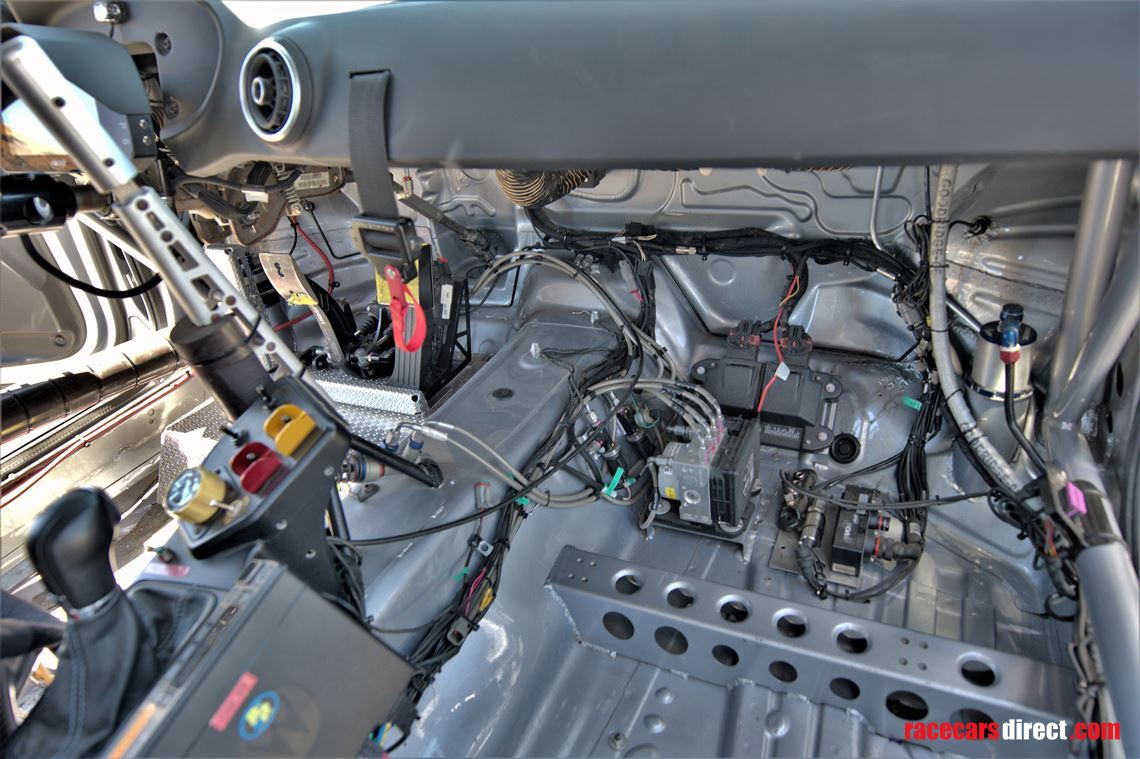 2017-audi-rs3-lms-tcr-car