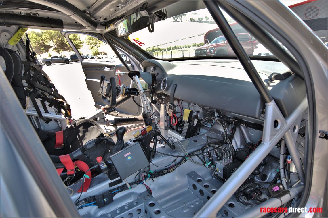 2017-audi-rs3-lms-tcr-car