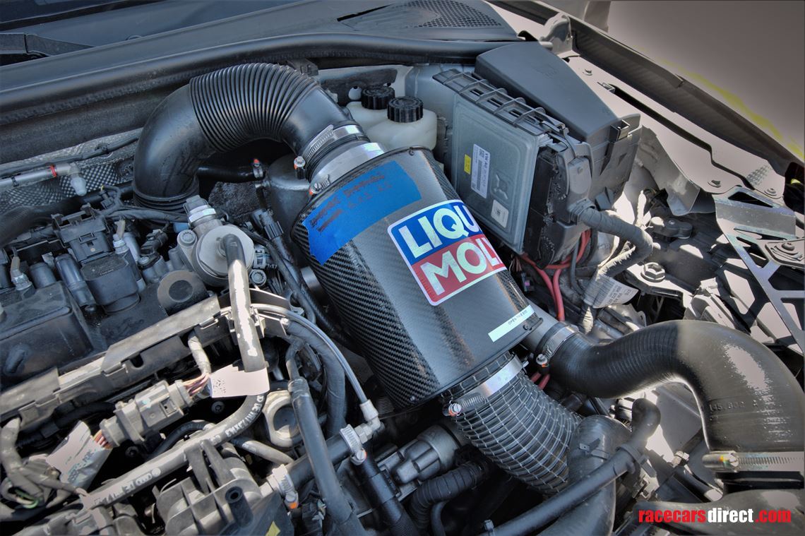 2017-audi-rs3-lms-tcr-car