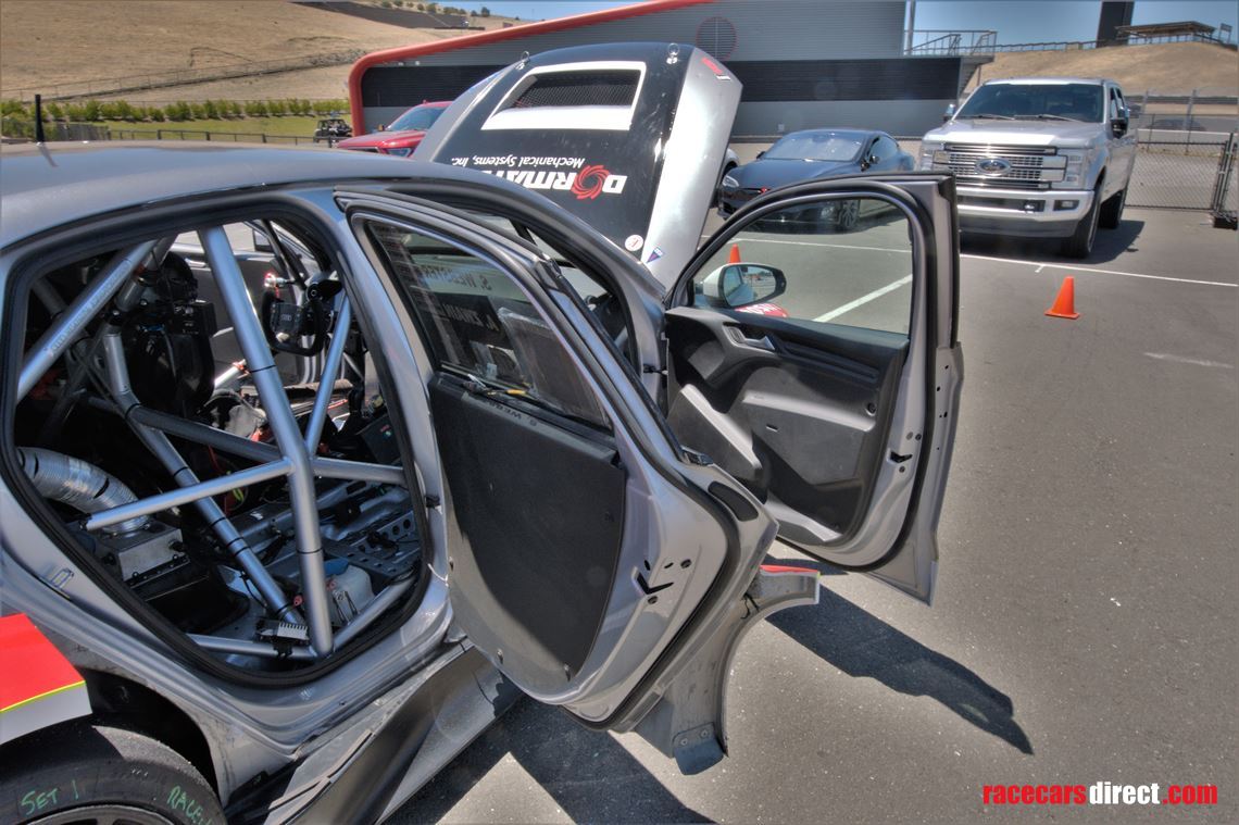 2017-audi-rs3-lms-tcr-car