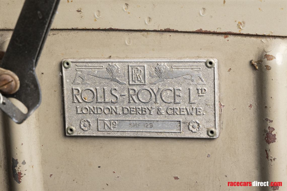 19582017-icon-derelict-rolls-royce-silver-clo