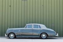 19582017-icon-derelict-rolls-royce-silver-clo