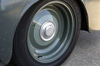 19582017-icon-derelict-rolls-royce-silver-clo