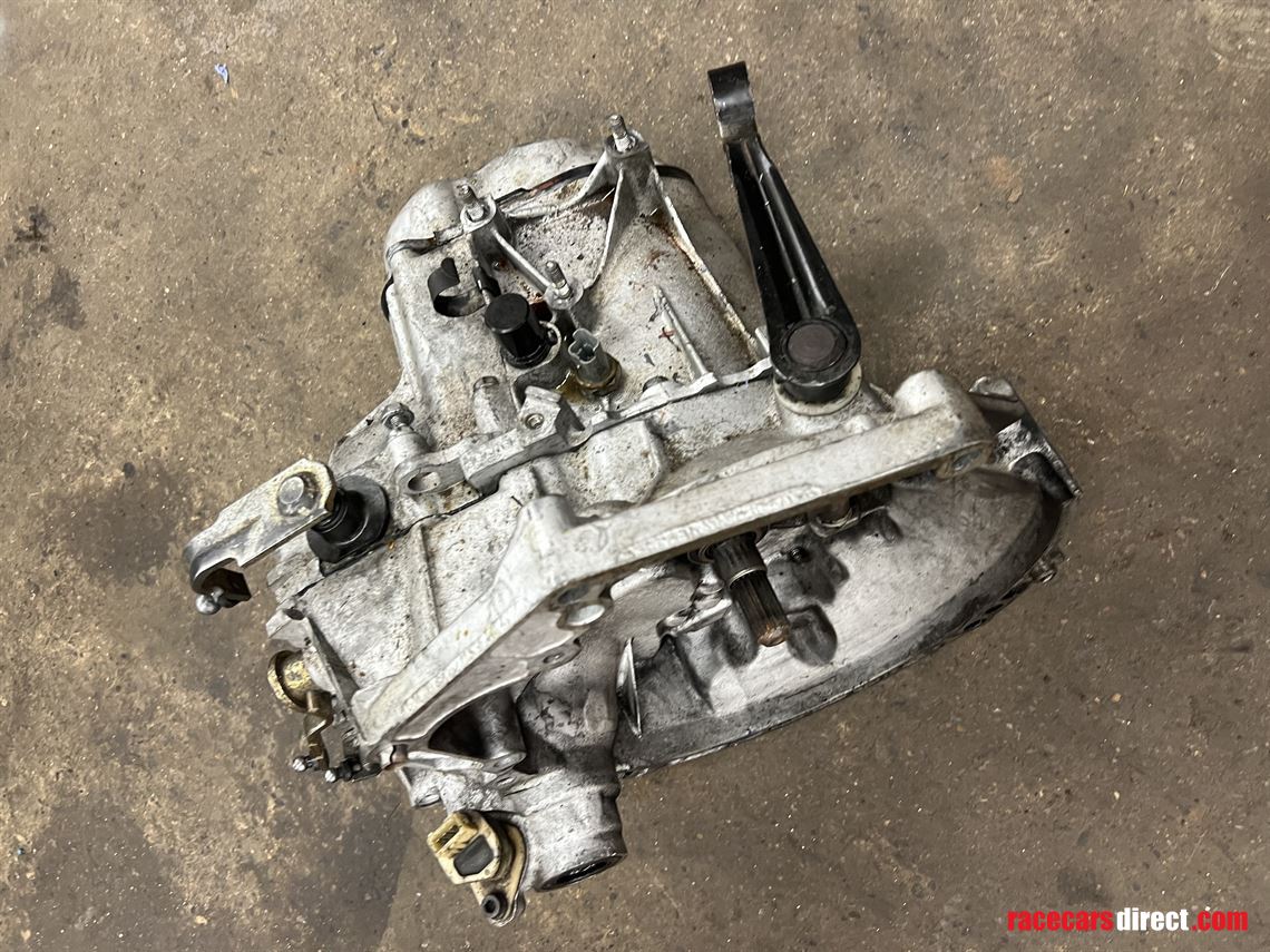 jscc-2003-saxo-vtr-race-car