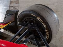 2004-lola-cosworth-ford-b0100