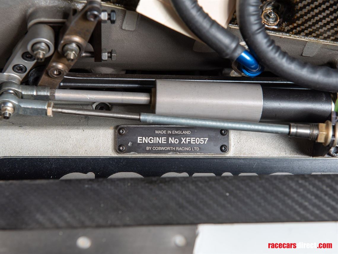 2006-lola-cosworth-ford-b0200