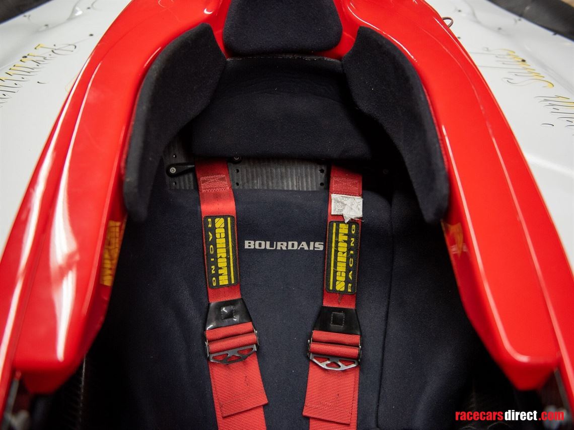 2006-lola-cosworth-ford-b0200