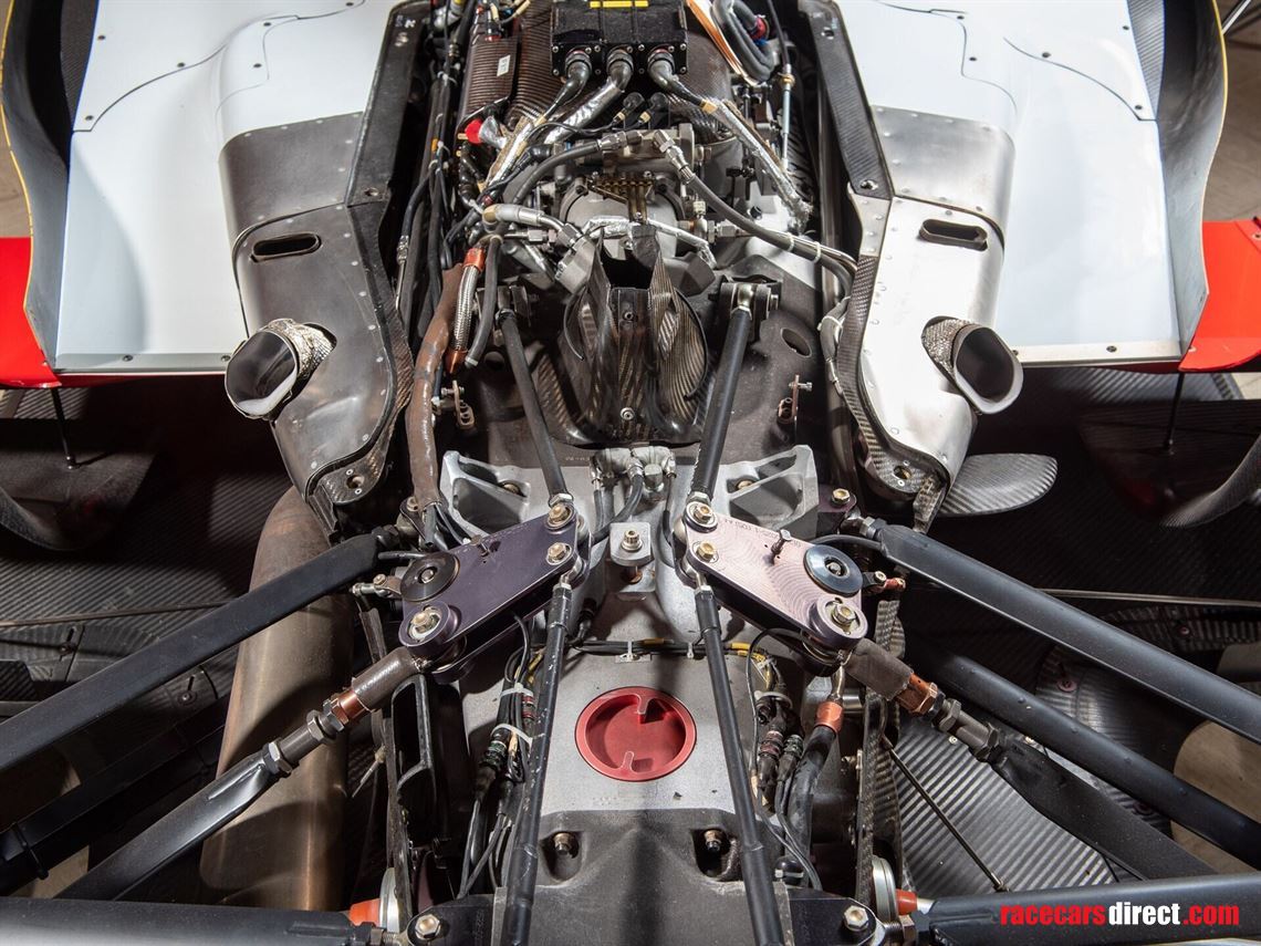 2006-lola-cosworth-ford-b0200