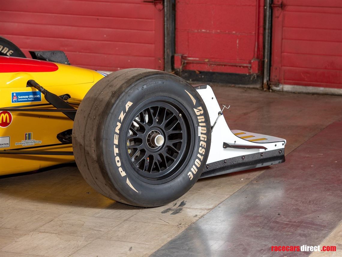 2006-lola-cosworth-ford-b0200