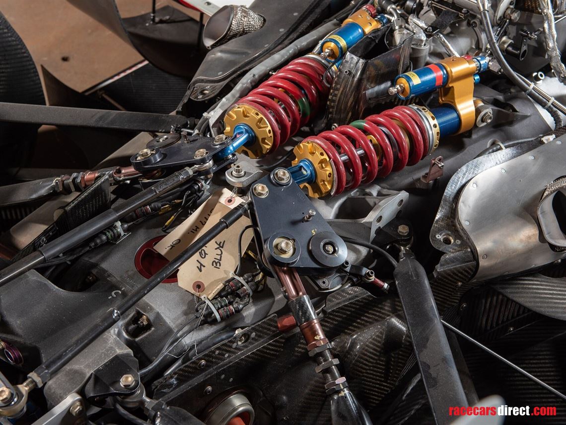 2005-lola-cosworth-ford-b0500