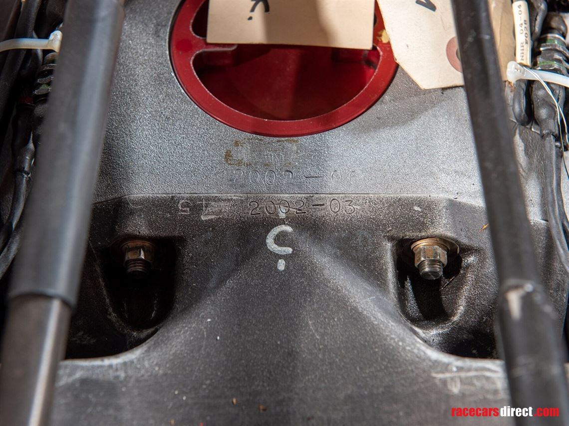 2005-lola-cosworth-ford-b0500