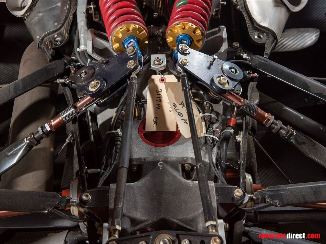 2005-lola-cosworth-ford-b0500