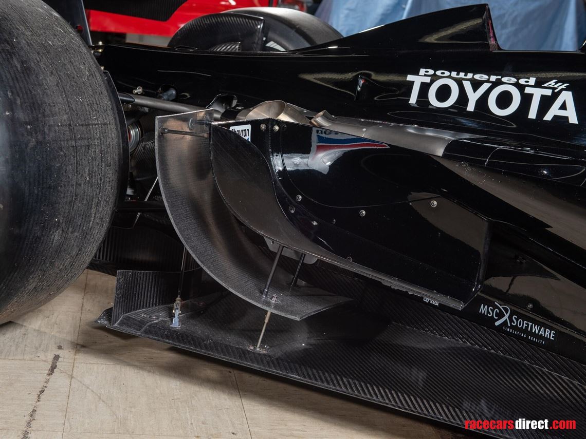 2002-lola-toyota-b0200