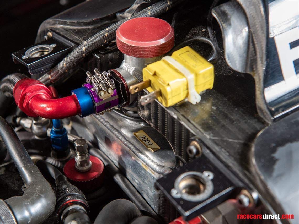 2002-lola-toyota-b0200