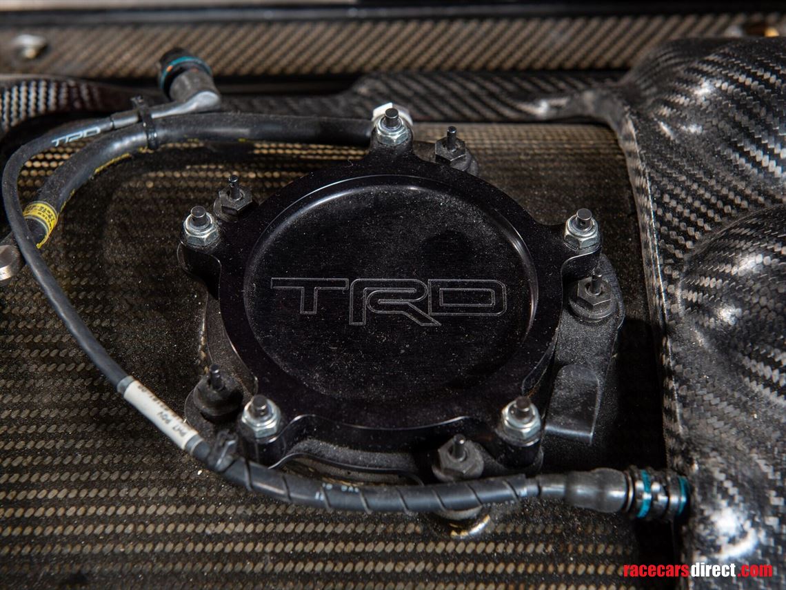 2002-lola-toyota-b0200