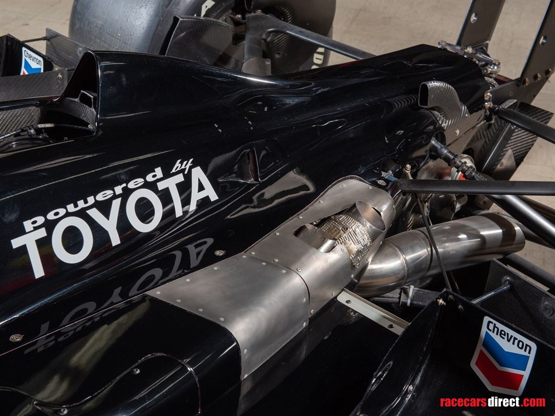 2002-lola-toyota-b0200