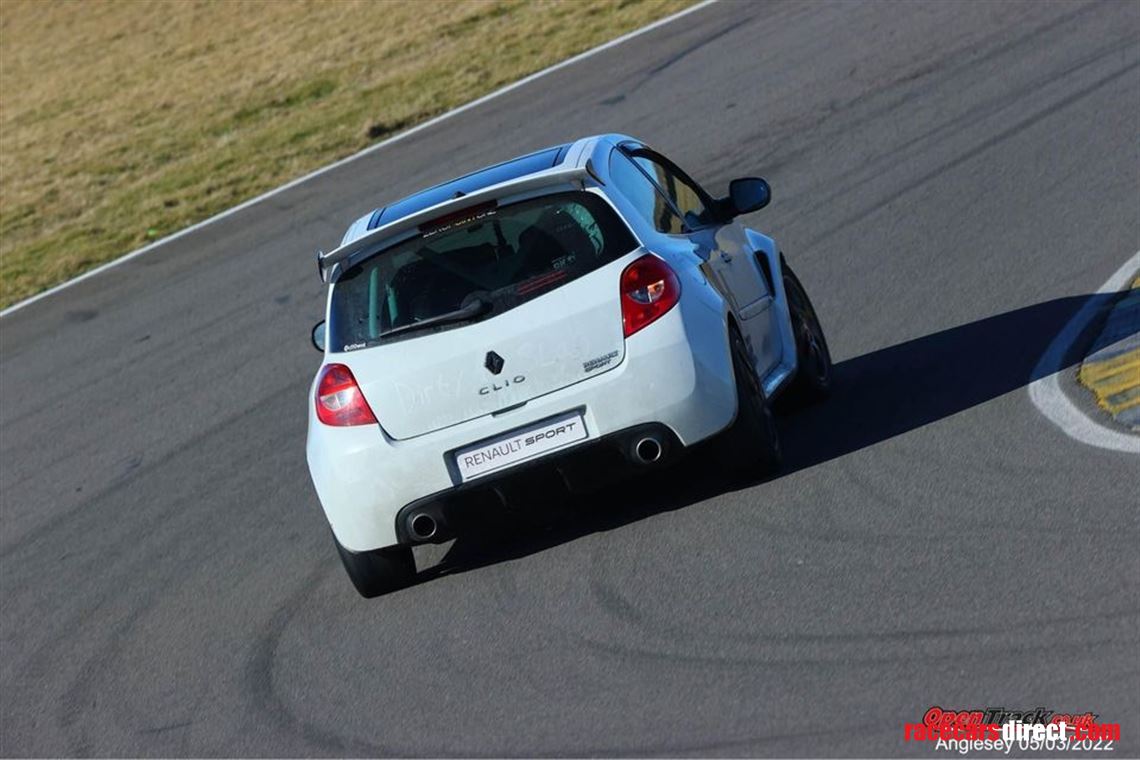 renault-clio-200-megane-engine