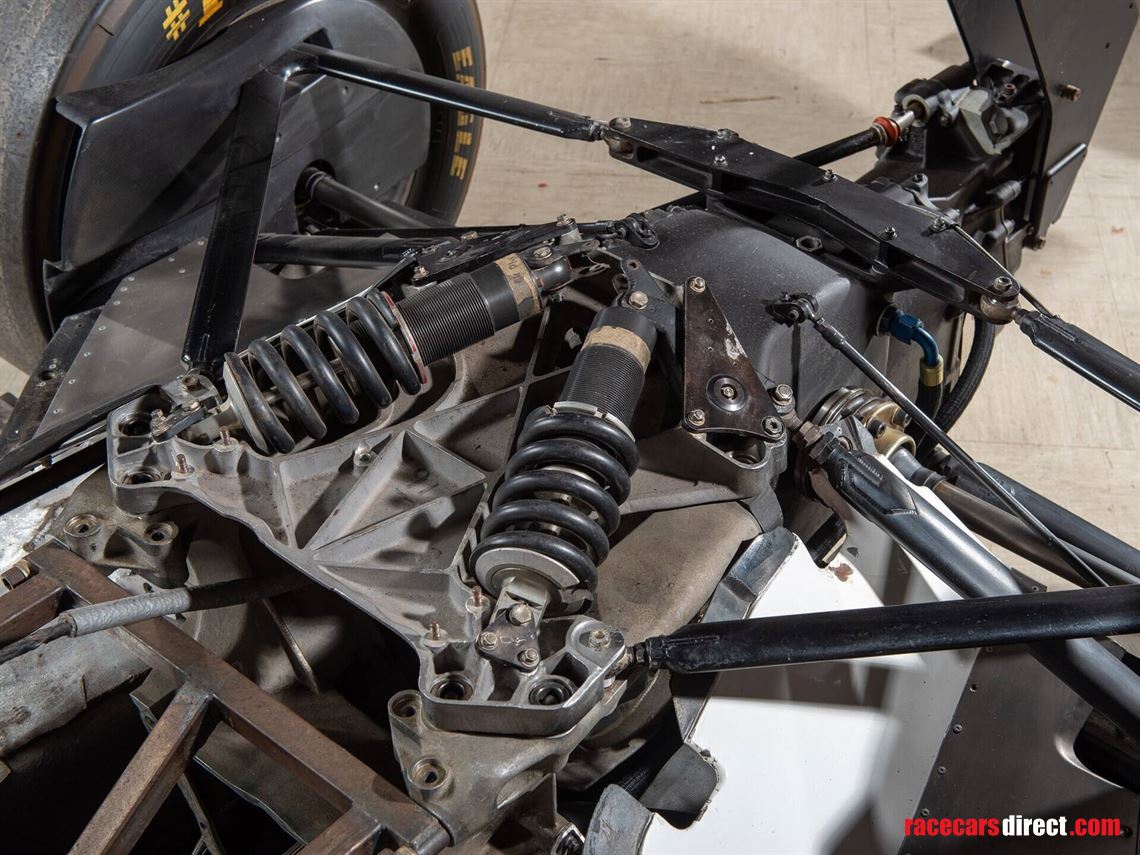 1990-lola-chevrolet-t9000