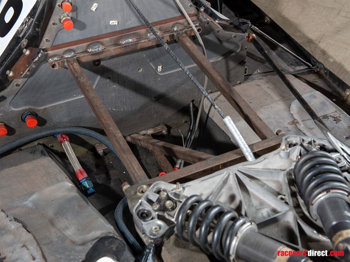 1990-lola-chevrolet-t9000