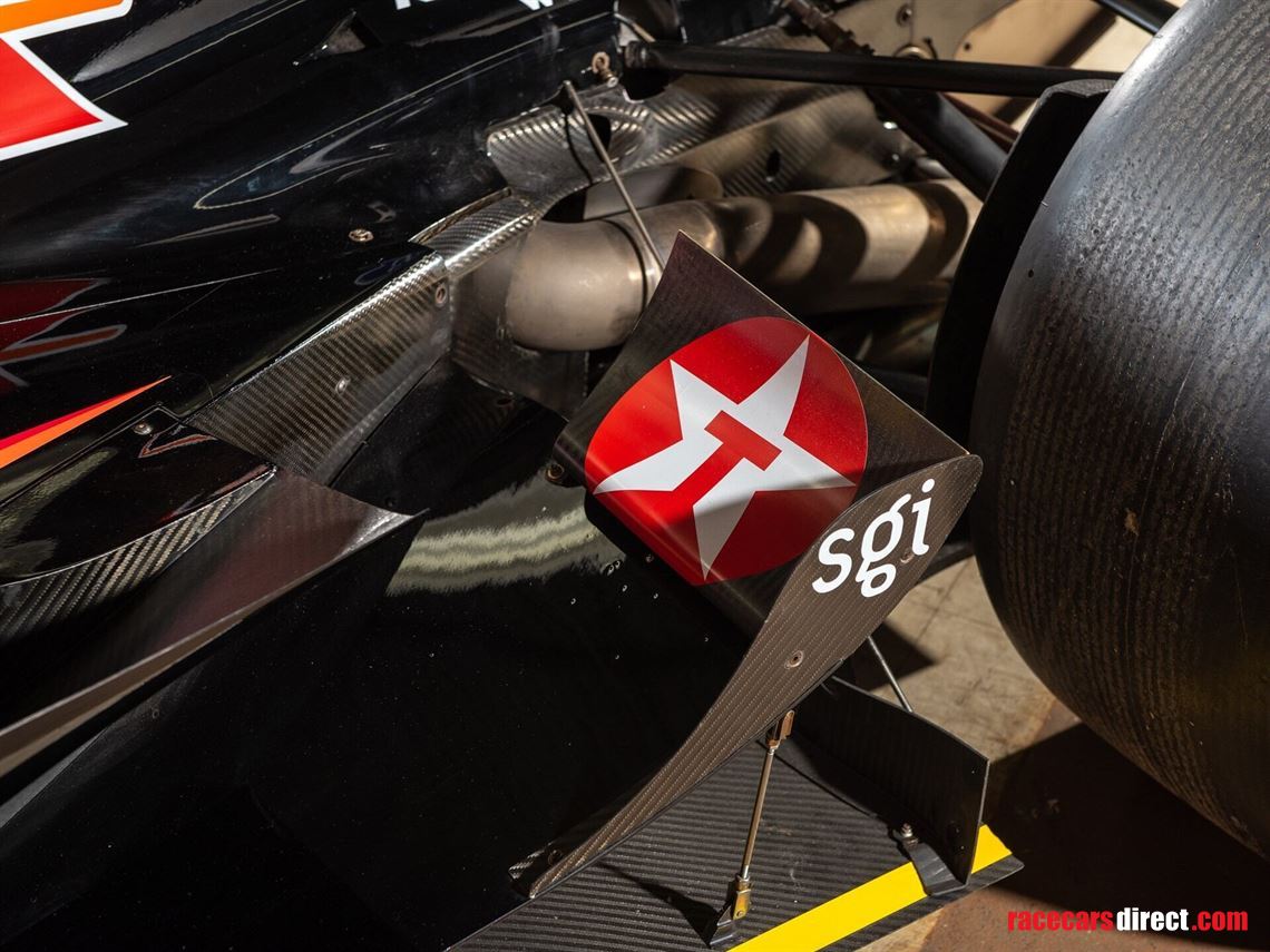 2000-lola-ford-b2k00-hu09