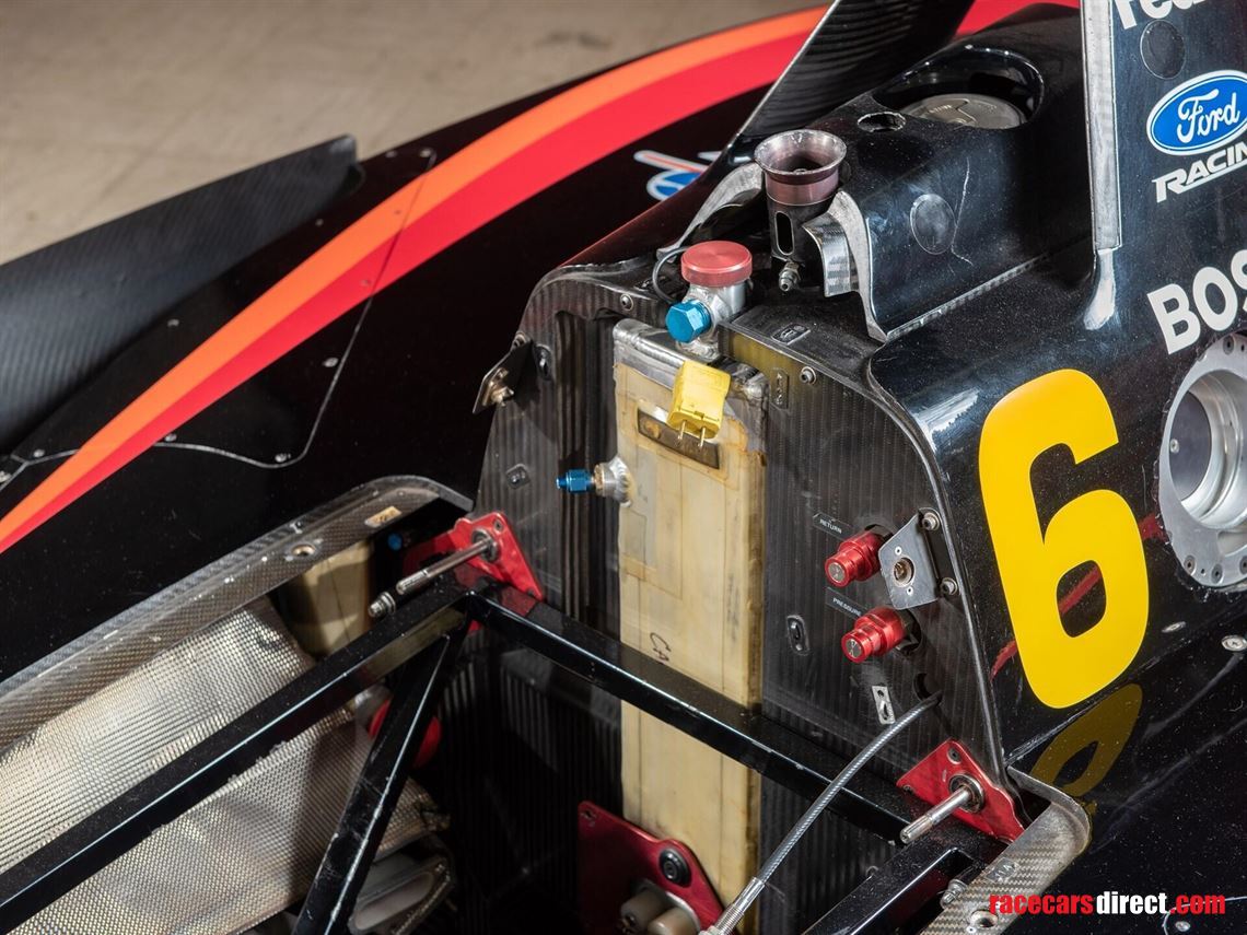 2000-lola-ford-b2k00-hu09