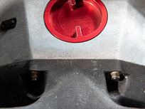 2000-lola-ford-b2k00-hu09