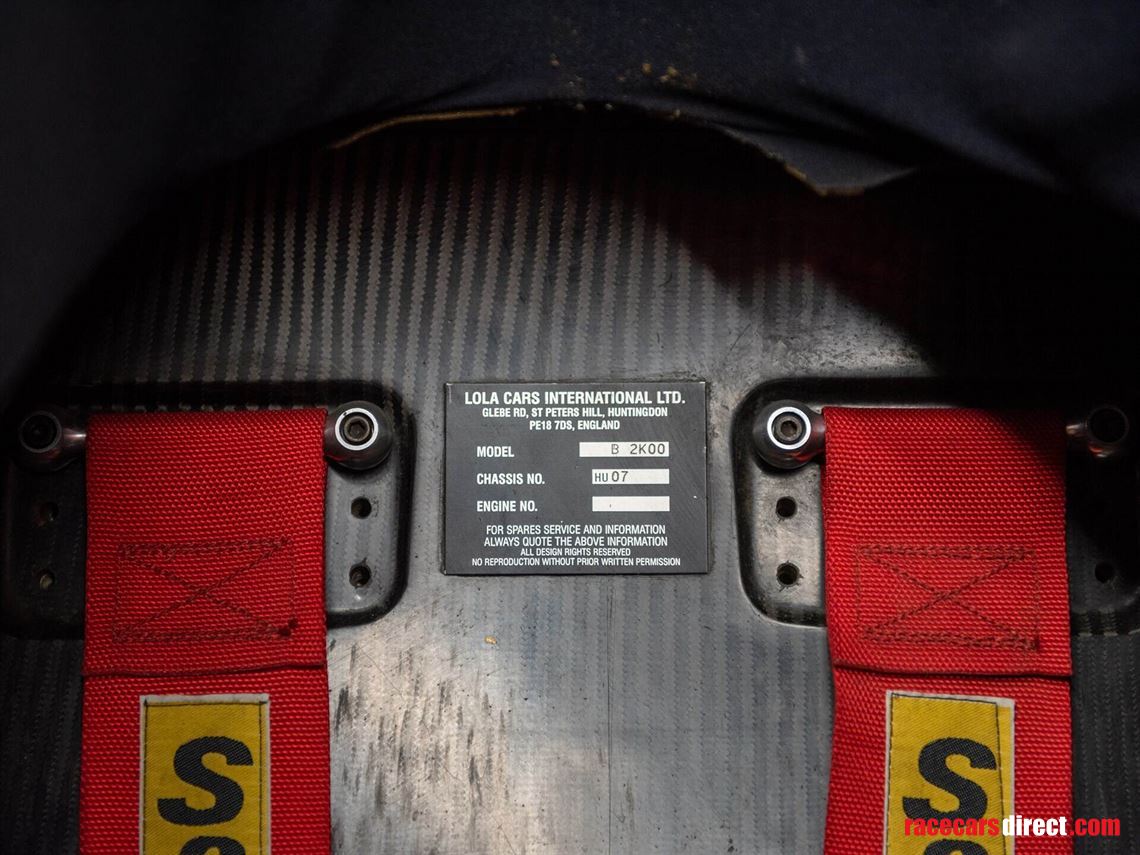 2000-lola-ford-b2k00-hu-07