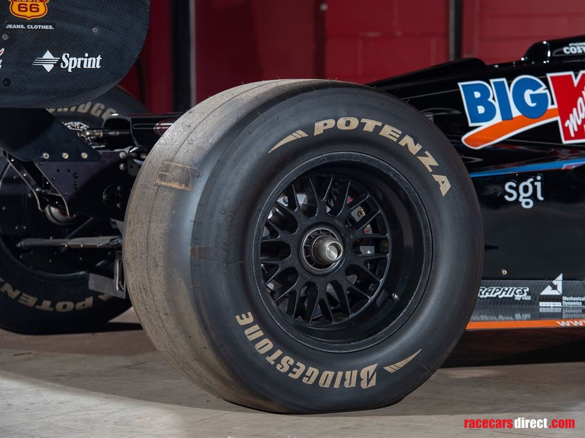 2000-lola-ford-b2k00-hu-07