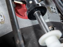 2000-lola-ford-b2k00-hu-03