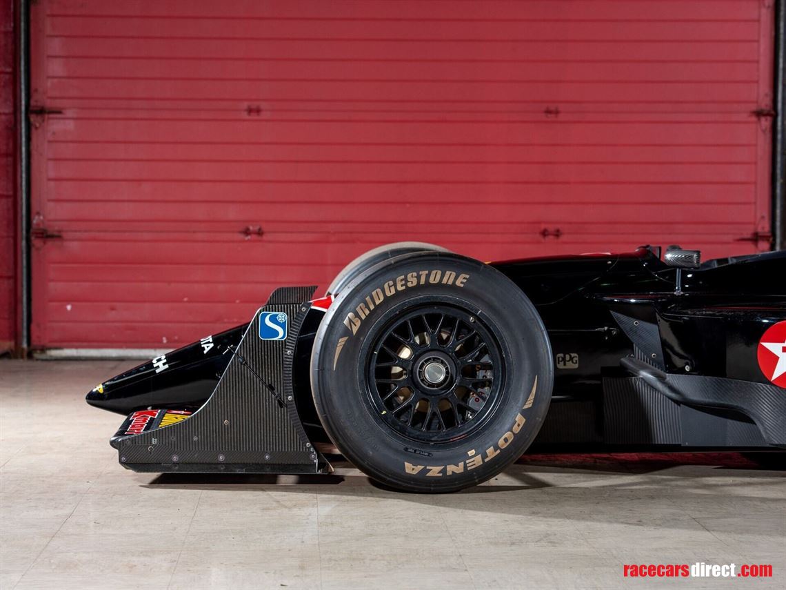 2001-lola-toyota-b0100-hu09