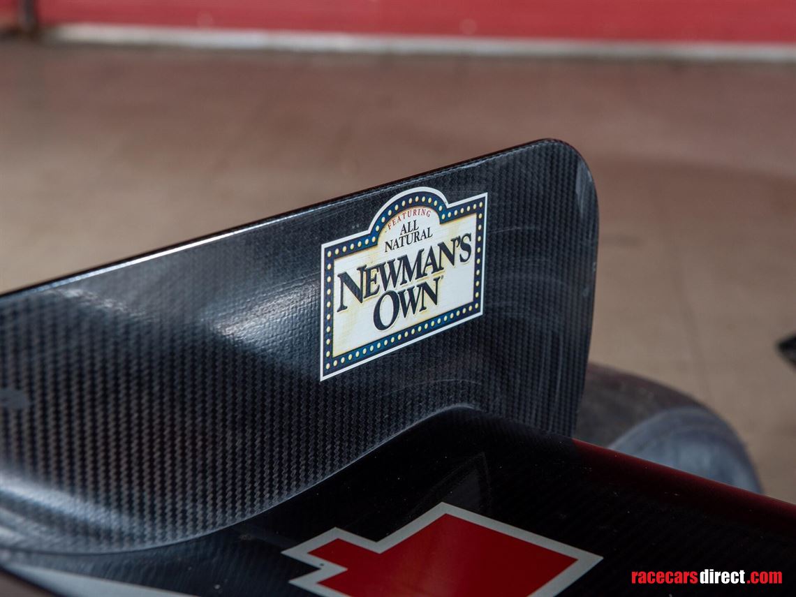 2001-lola-toyota-b0100-hu16