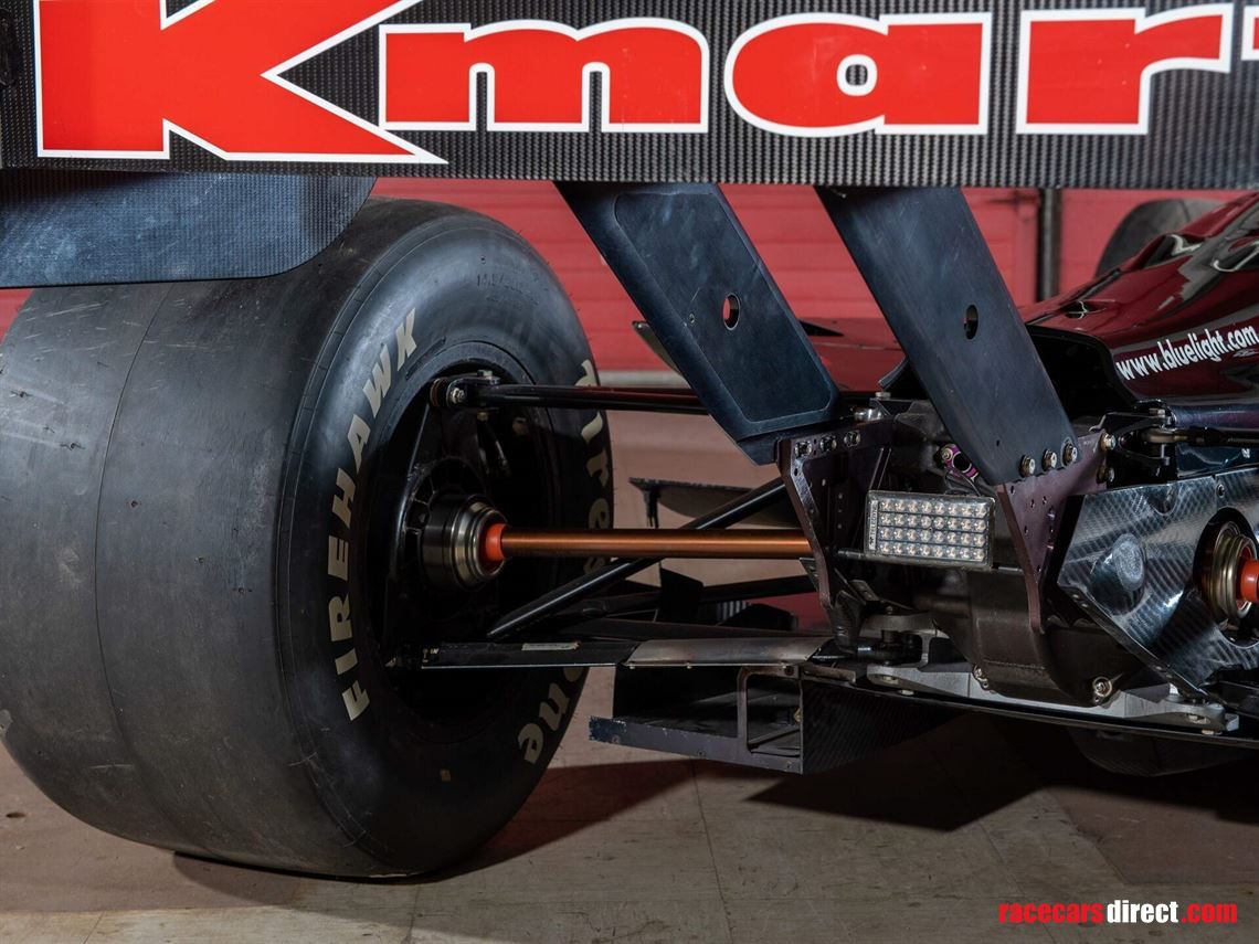 2001-lola-toyota-b0100-hu16