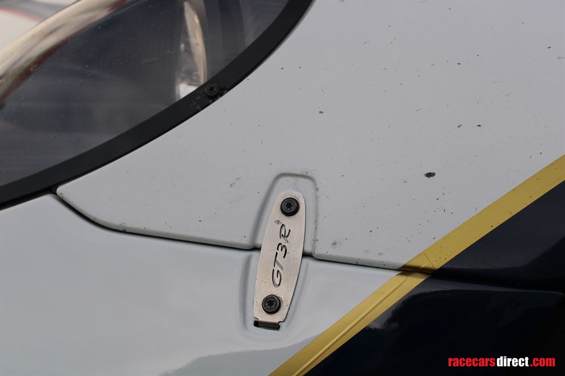 porsche-911-gt3-r-stand-2018