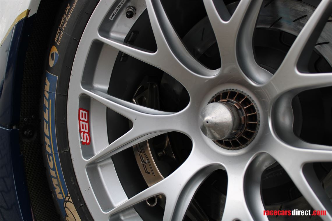 porsche-911-gt3-r-stand-2018