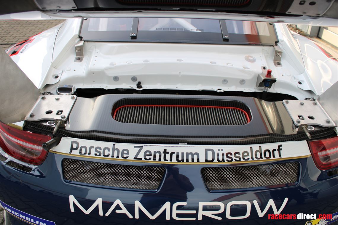 porsche-911-gt3-r-stand-2018