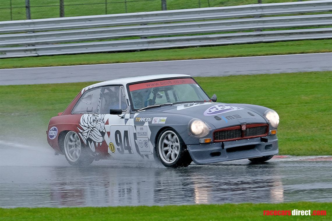 mgb-gt-v8-415bhp