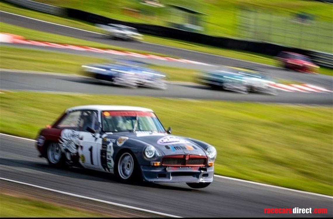 mgb-gt-v8-415bhp