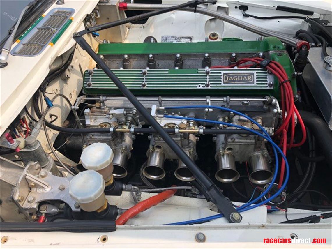 jaguar-xj6-series-1-1971-race-car