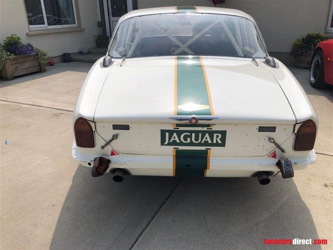 jaguar-xj6-series-1-1971-race-car
