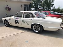 jaguar-xj6-series-1-1971-race-car