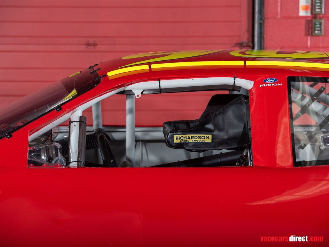 2007-ford-fusion-nascar