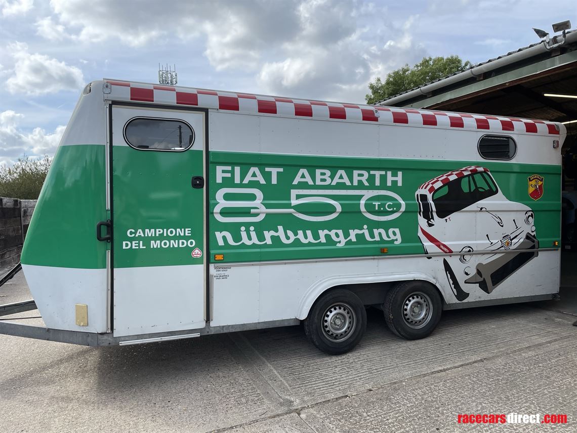 dastle-16ft-racebox-2004-with-awning