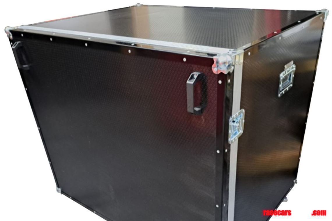 awning-flooring-flight-case