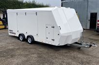 brian-james-race-sport-enclosed-shuttle