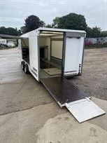 brian-james-race-sport-enclosed-shuttle