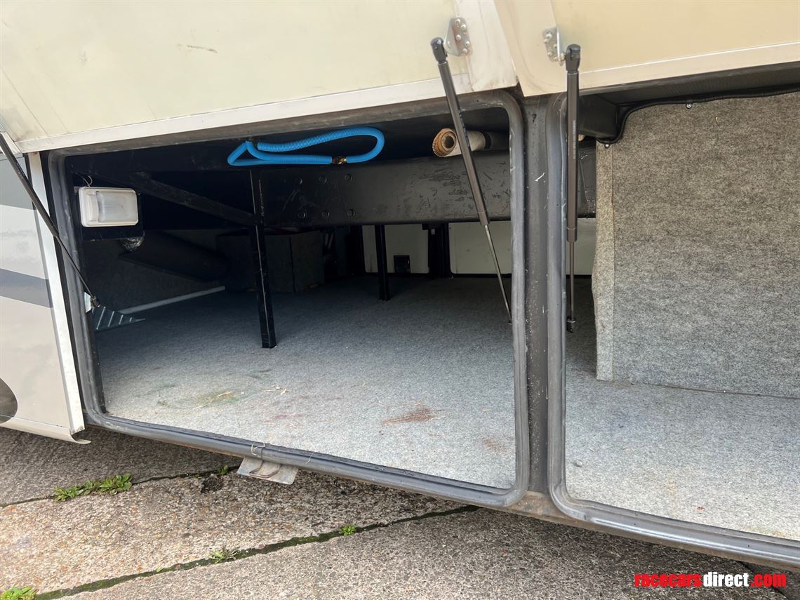 40ft-newmar-dutch-star-diesel-motorhome